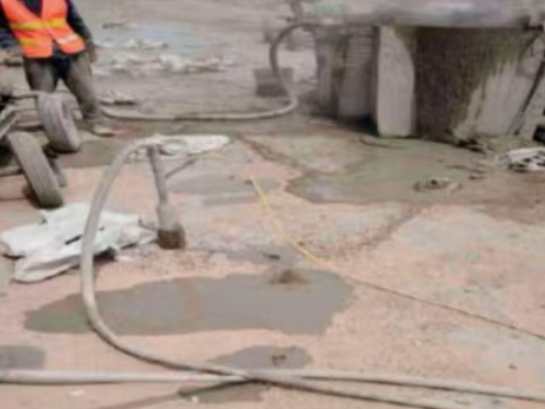 昆都仑水泥混凝土路面板底注浆技术 路面脱空注浆整治方案