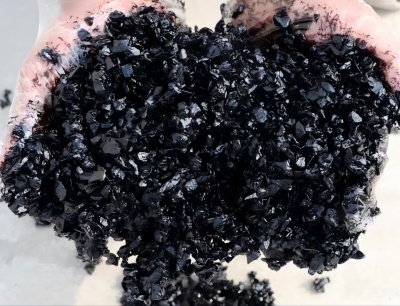 昆都仑沥青冷补料（沥青砂）的优势特点与施工流程解析